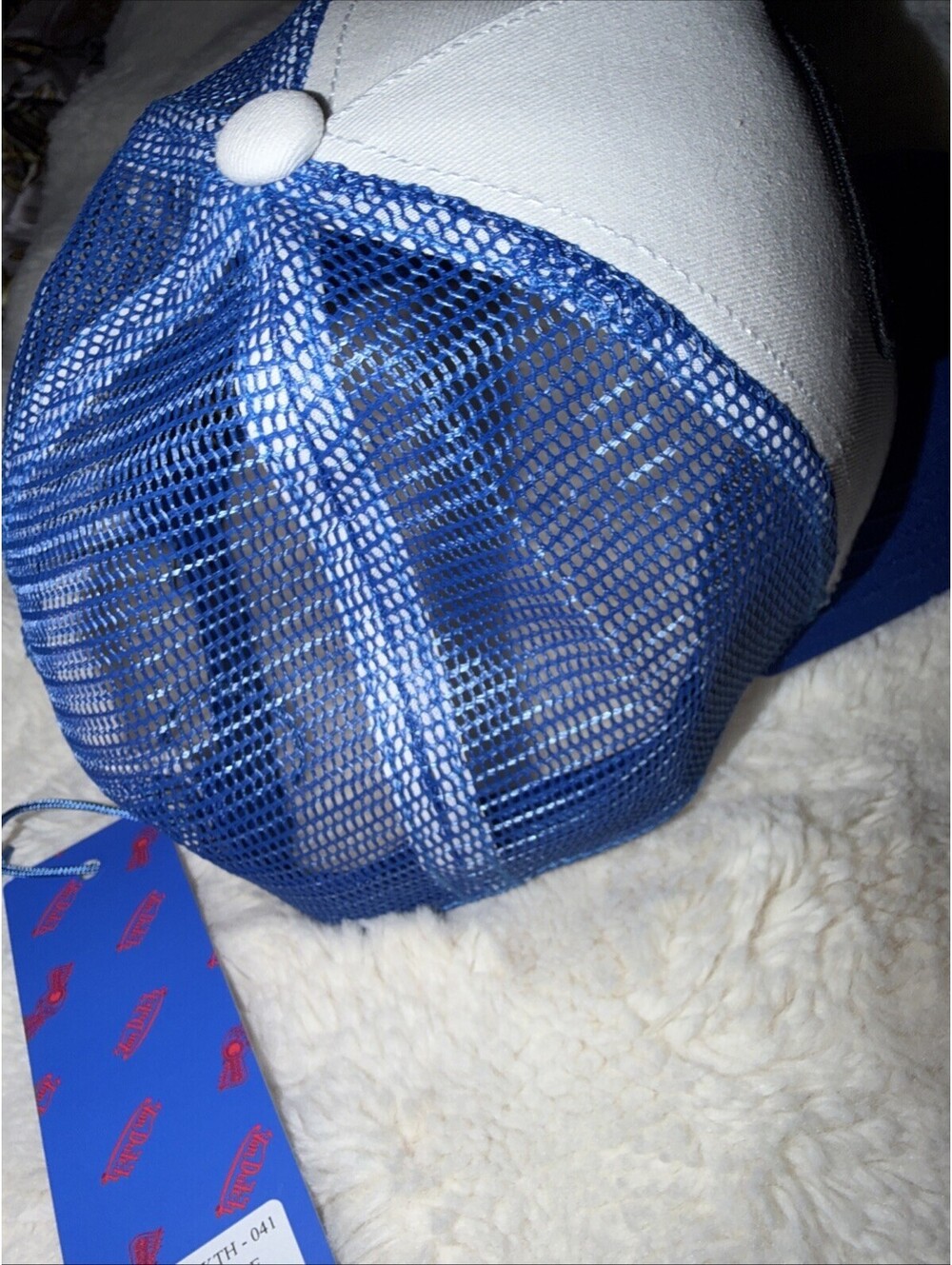 Von Dutch Royal Blue and White Classic Trucker Hat - SnapBack One Size Fits Most - Picture 4 of 6